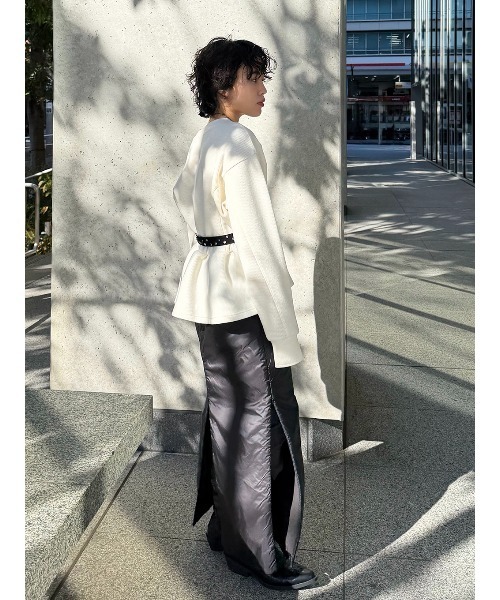 ELCHELE(エルチェレ)の「PADDED ZIPUP SKIRT(スカート・レディース・ブラック/オリーブ・36/38)」の18枚目の写真