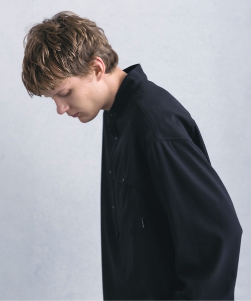 +phenix（プラスフェニックス）の「【WEB・直営店限定】+phenix(プラスフェニックス)PULLOVER BAND COLLAR SHIRT プルオーバーバンドカラーシャツ（シャツ/ブラウス・メンズ・チャコール/ブラック/ライトグレー・M/XL/L）」の18枚目の写真