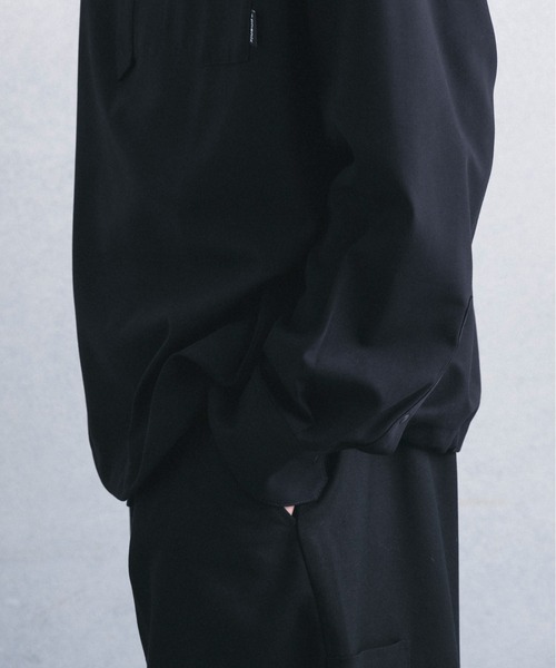 +phenix（プラスフェニックス）の「【WEB・直営店限定】+phenix(プラスフェニックス)PULLOVER BAND COLLAR SHIRT プルオーバーバンドカラーシャツ（シャツ/ブラウス・メンズ・チャコール/ブラック/ライトグレー・M/XL/L）」の19枚目の写真