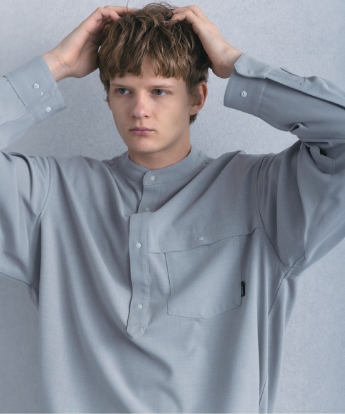 +phenix（プラスフェニックス）の「【WEB・直営店限定】+phenix(プラスフェニックス)PULLOVER BAND COLLAR SHIRT プルオーバーバンドカラーシャツ（シャツ/ブラウス・メンズ・チャコール/ブラック/ライトグレー・M/XL/L）」の5枚目の写真