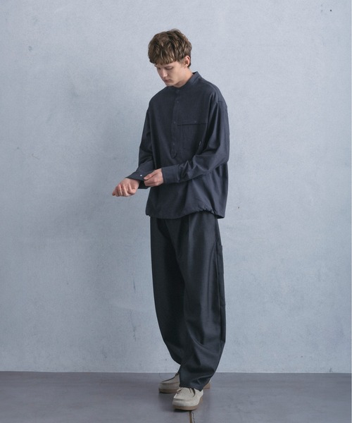 +phenix（プラスフェニックス）の「【WEB・直営店限定】+phenix(プラスフェニックス)PULLOVER BAND COLLAR SHIRT プルオーバーバンドカラーシャツ（シャツ/ブラウス・メンズ・チャコール/ブラック/ライトグレー・M/XL/L）」の9枚目の写真