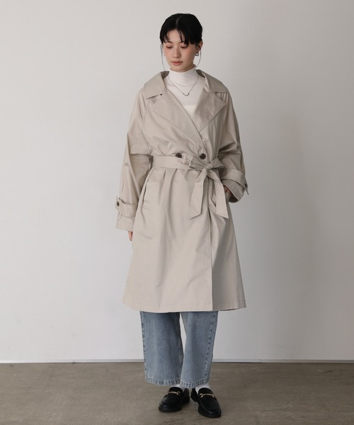 shetila(シェティラ)の「コットンポリエステルツイル ロングトレンチコート(トレンチコート・レディース・ネイビー/ライトベージュ・M)」の5枚目の写真