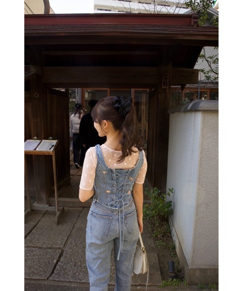 LILY BROWN（リリーブラウン）の「【USAGIONLINE・ZOZOTOWN限定】[L.B CANDY STOCK]バリエーションビジューデニムビスチェ（その他トップス・レディース・ブラック/ブルー・F）」の16枚目の写真