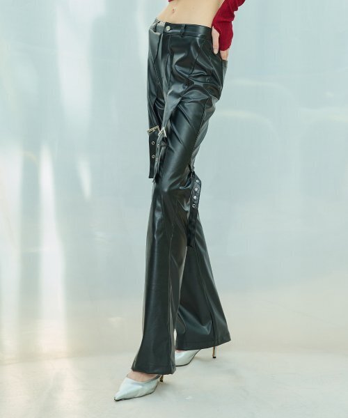 LARTIGENT(ラーティゼン)の「L9 BUCKLE BOOTCUT PANTS(BLACK)(その他パンツ・レディース・その他・M)」の3枚目の写真