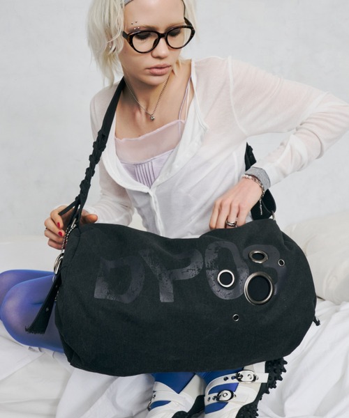 DTYYPE(ドタイプ)の「ロゴプリントアイレットボストンバッグ(ボストンバッグ・レディース・ブルー/チャコールグレー/レッド/ホワイト・FREE)」の18枚目の写真