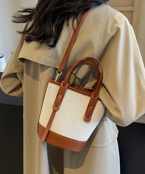 ONEP STAR(ワンピスター)の「編み込み×レザー切替ショルダーバッグ(ショルダーバッグ・レディース・ダークブラウン/ブラウン/ブラック・FREE)」の3枚目の写真