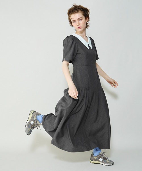 Cherir Mignon(シェリルミニョン)の「【Cherir Mignon】サイドギャザークレリックワンピース(ワンピース・レディース・チャコールグレー/ブラウン・S/M)」の3枚目の写真