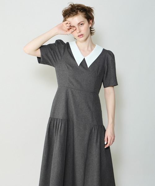 Cherir Mignon(シェリルミニョン)の「【Cherir Mignon】サイドギャザークレリックワンピース(ワンピース・レディース・チャコールグレー/ブラウン・S/M)」の6枚目の写真