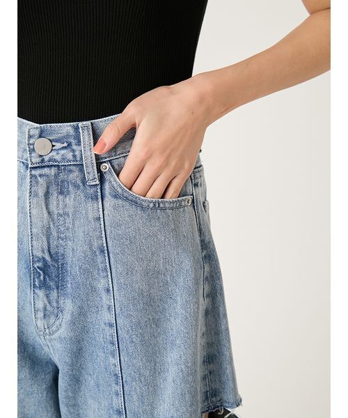 FRAY I.D（フレイアイディー）の「【00サイズあり】カットアウトバレルデニムパンツ（デニムパンツ・レディース・ブラック/ライトブルー/ミント・0/1/00）」の11枚目の写真