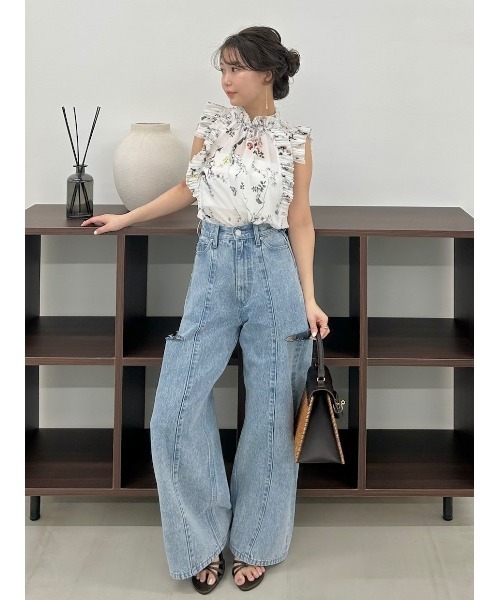 FRAY I.D（フレイアイディー）の「【00サイズあり】カットアウトバレルデニムパンツ（デニムパンツ・レディース・ブラック/ライトブルー/ミント・0/1/00）」の6枚目の写真