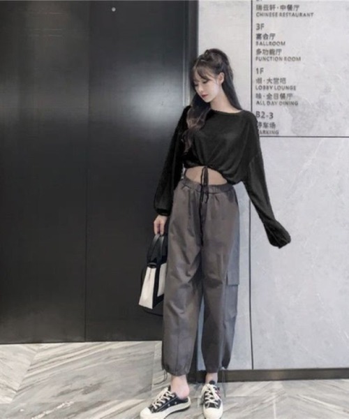 Ritzy（リッツィー）の「ショート丈　ドロップショルダー　トップス（Tシャツ/カットソー・レディース・ブラック/ホワイト・FREE）」の17枚目の写真