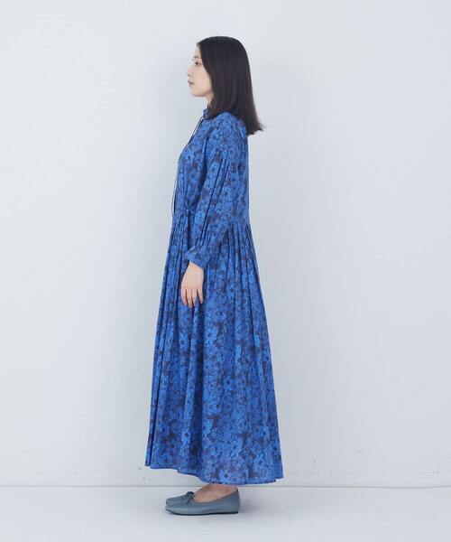 ADIEU TRISTESSE（アデュートリステス）の「【3月お気に入り登録ブランド内1位】kazumiさんコラボ　リバティプリントワンピース（ワンピース・レディース・ブルー系その他/ブラック系その他・40/38）」の19枚目の写真