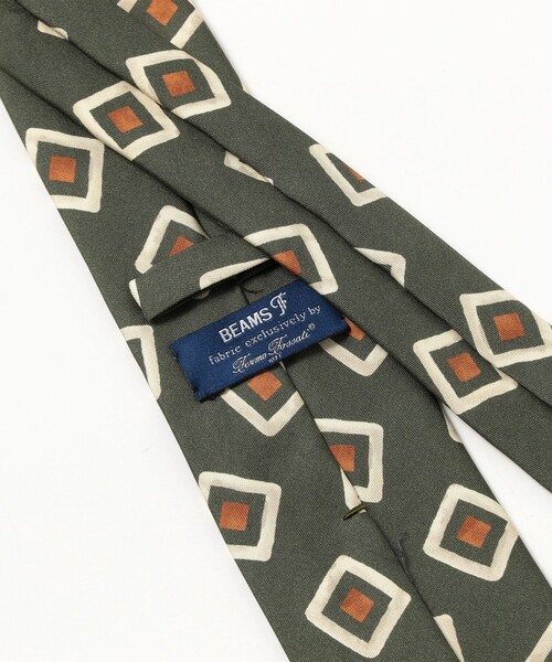 BEAMS F(ビームスエフ)の「Fermo Fossati シルク スクエア柄 プリント ネクタイ(ネクタイ・メンズ・ネイビー/オリーブ・ONE SIZE)」の4枚目の写真