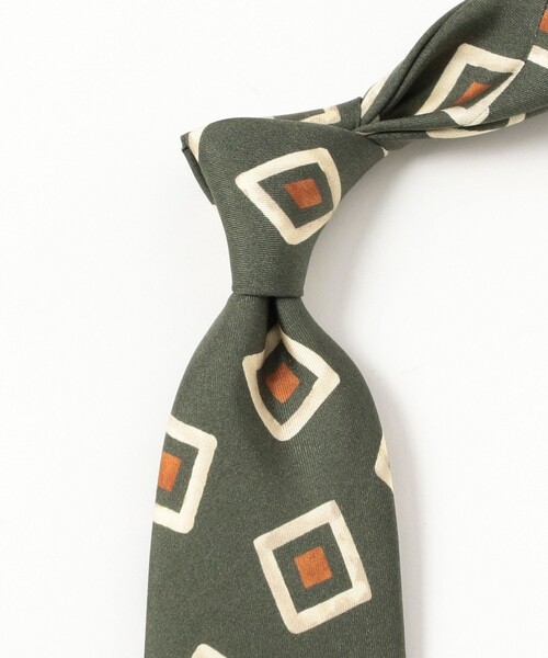 BEAMS F(ビームスエフ)の「Fermo Fossati シルク スクエア柄 プリント ネクタイ(ネクタイ・メンズ・ネイビー/オリーブ・ONE SIZE)」の5枚目の写真