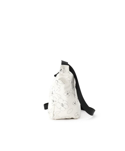 ITS'DEMO(イッツデモ)の「<Lee別注>ミニショルダー(ショルダーバッグ・レディース・ブルー/アイボリー系/ブラック・00)」の14枚目の写真