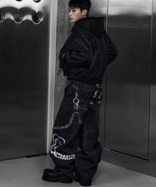 ROSEN KREUZ(ローゼンクロイツ)の「【Rosen Kreuz】3D RELIC ARCHIVE TROUSERS / 【ローゼンクロイツ】3Dプリントバギーパンツ(デニムパンツ・メンズ・ブラック/ブルー・03/02)」の4枚目の写真