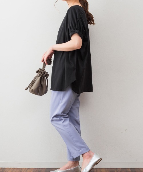 aity(アイティ)の「M-5L 前後2way ギャザースリーブTシャツ(Tシャツ/カットソー・レディース・ブラック/ホワイト/グレイッシュベージュ/ピンク系・4L~5L/LL~3L/M~L)」の19枚目の写真