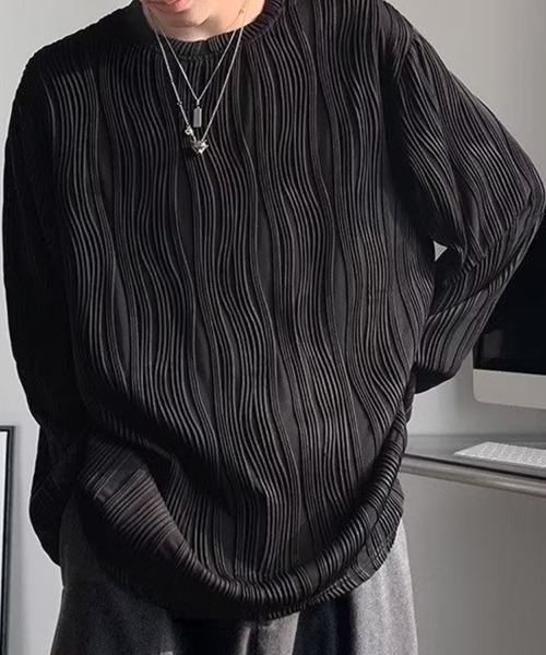 KELVIN(ケルヴァン)の「Pleated Oversized Long Sleeve Tee プリーツ オーバーサイズ Tシャツ(ロンT)(Tシャツ/カットソー・メンズ・ブラック/ホワイト・LARGE/MEDIUM)」の5枚目の写真