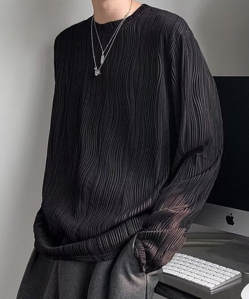 KELVIN(ケルヴァン)の「Pleated Oversized Long Sleeve Tee プリーツ オーバーサイズ Tシャツ(ロンT)(Tシャツ/カットソー・メンズ・ブラック/ホワイト・LARGE/MEDIUM)」の7枚目の写真