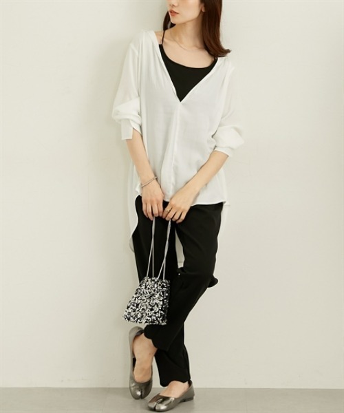 nissen（ニッセン）の「深Ｖネックビッグシルエットスキッパーシャツ（シャツ/ブラウス・レディース・グレー/アイボリー・M/L/LL）」の10枚目の写真