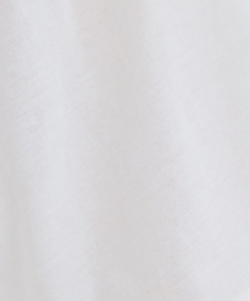 Viola e Viola(ヴィオラエヴィオラ)の「程よい透け感シアーTシャツ(Tシャツ/カットソー・レディース・オフホワイト/ブラック/ブラック系1/ベージュ系その他/レッド系その他・LL/L/M)」の6枚目の写真