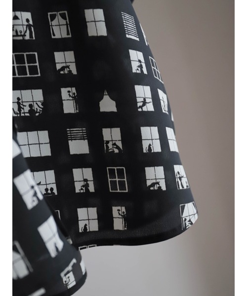 FIL DE FER（フィルデフェール）の「【予約】ウィンドウプリント　スタンドネックブラウス（シャツ/ブラウス・レディース・ブラック・FREE）」の2枚目の写真