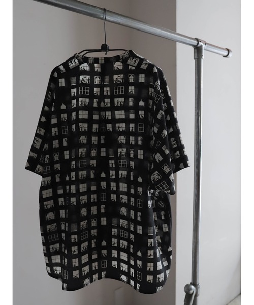 FIL DE FER（フィルデフェール）の「【予約】ウィンドウプリント　スタンドネックブラウス（シャツ/ブラウス・レディース・ブラック・FREE）」の5枚目の写真