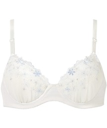 Wing Teen（ウイングティーン）の「ジュニアブラ　STEP3（ブラジャー）」