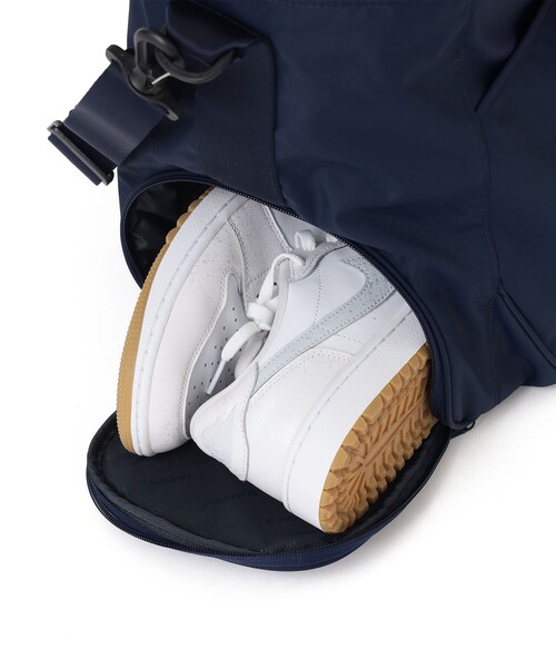 BEAMS GOLF(ビームスゴルフ)の「NSG-NYLON OX ボストンバッグ ネイビー(トートバッグ・レディース・ネイビー・ONE SIZE)」の7枚目の写真