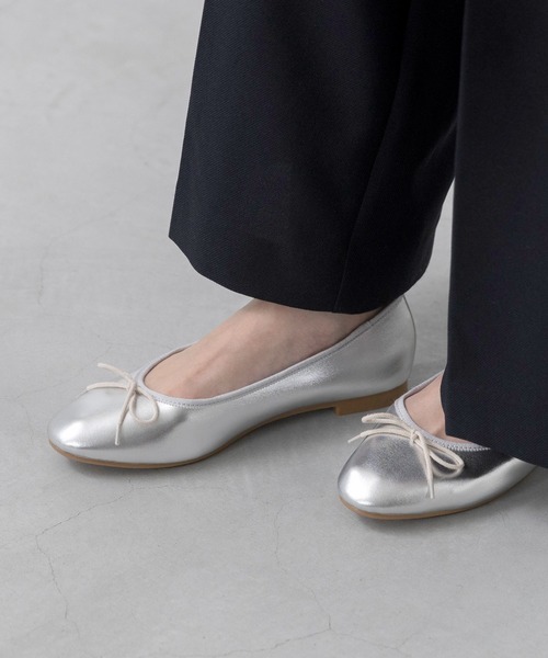 welleg（ウェレッグ）の「晴雨兼用 ふわカル ラウンドトゥ バレエシューズ（バレエシューズ・レディース・レッド/ライトグレー/ブラック系/シルバー/ブラック・21.5cm/22.0cm/22.5cm/23.0cm/23.5cm/24.0cm/24.5cm/25.0cm/25.5cm/26.0cm）」の5枚目の写真