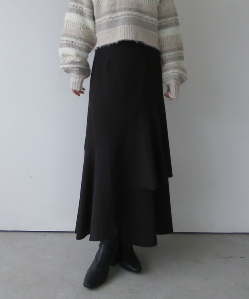 archives（アルシーヴ）の「アシメラッフルティアードスカート／（スカート・レディース・アイボリー/ブラック/ブラウン・SMALL/MEDIUM）」の12枚目の写真