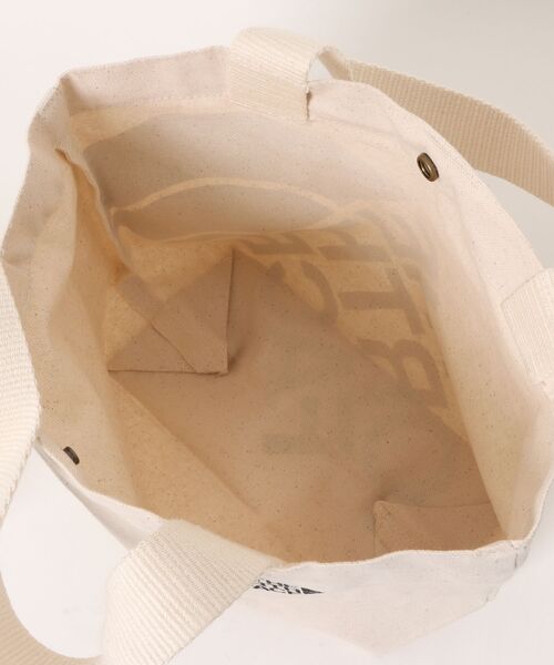 THE NORTH FACE(ザノースフェイス)の「THE NORTH FACE/ザ・ノース・フェイス トートバッグ RAMP TOTE S NM72609(トートバッグ・メンズ・ライトグリーン/レッド/イエロー/ライトブルー/ブラック・FREE)」の14枚目の写真