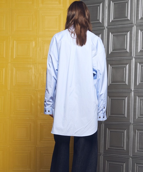 MAISON SPECIAL（メゾンスペシャル）の「《UNISEX》【Italian Dead Stock Fabric】Prime-Over Maxi Regular Collar Long Sleeve Shirts Coat/【イタリアンデッドストックファブリック】プライムオーバーマキシレギュラーカラーロングスリーブシャツコート【MAISON SPECIAL/メゾンスペシャル】（シャツ/ブラウス・メンズ・ホワイト/ライトブルー/ブルー/パープル・1/0/2）」の22枚目の写真