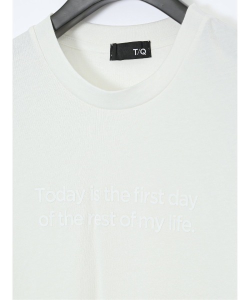 TAKA-Q(タカキュー)の「【綿100%】タカキュー メッセージロゴ プリント クルーネック 長袖 Tシャツ(Tシャツ/カットソー・メンズ・ブラック/ホワイト・LARGE/MEDIUM/X-LARGE)」の5枚目の写真