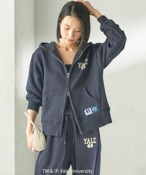 Russell Athletic（ラッセルアスレティック）の「RUSSELL ATHLETIC:〈洗濯機可能〉YALE HOODIE（カーディガン/ボレロ・レディース・ベージュ/ネイビー/ライトグレー・ONE SIZE）」の3枚目の写真