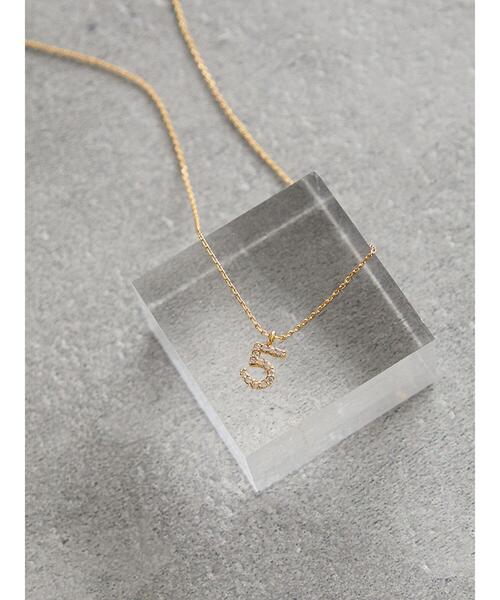 Te chichi(テチチ)の「ナンバーネックレス5(ネックレス・レディース・ゴールド・F)」の1枚目の写真