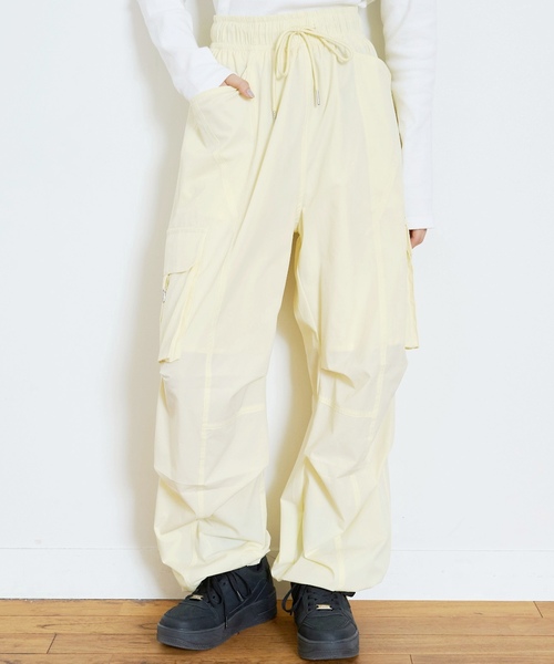 LOVETOXIC(ラブトキシック)の「【LTXC/接触冷感/ストレッチ】カーゴパンツ(その他パンツ・キッズ・サックスブルー/イエロー/グレー/チェリーピンク/オフホワイト/ブラック・S:140cm/M:150cm/L:160cm/130cm)」の6枚目の写真