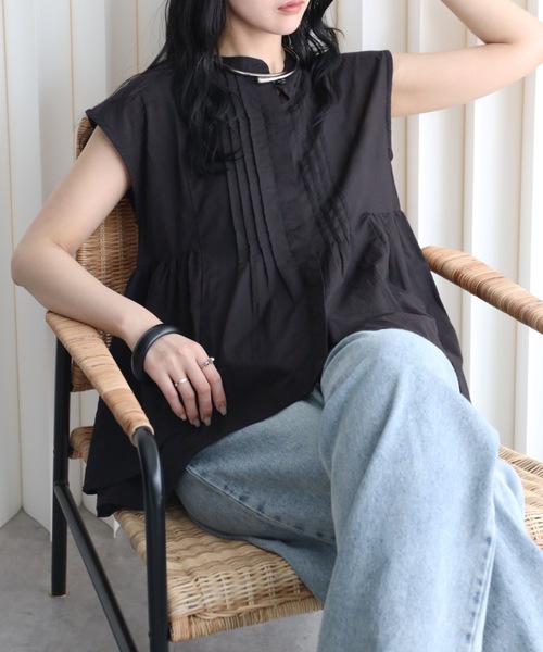 YENNA（イェンナ）の「インド綿ピンタックフレアブラウス（シャツ/ブラウス・レディース・アイボリー/ブラック/モカ・FREE）」の2枚目の写真