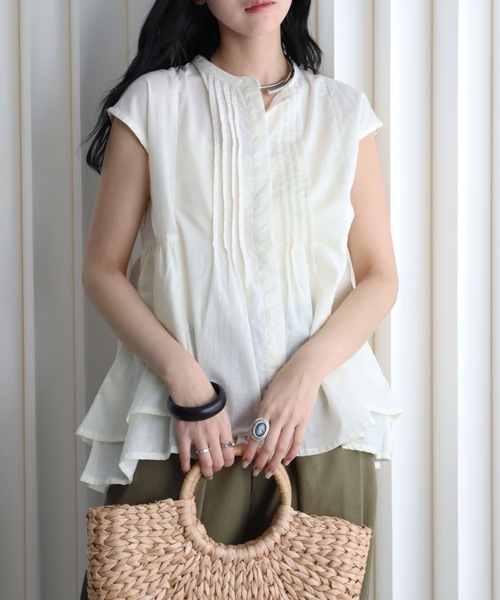 YENNA（イェンナ）の「インド綿ピンタックフレアブラウス（シャツ/ブラウス・レディース・アイボリー/ブラック/モカ・FREE）」の10枚目の写真