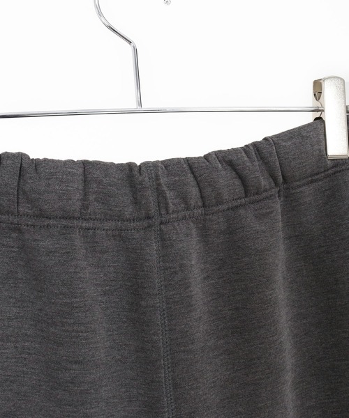 Maison code 13(メゾンコードサーティーン)の「mp14773-cardboard knit pants ダンボールニットパンツ(M26S-26)(スウェットパンツ・メンズ・グレー/ブラック・S/M/L/XL)」の19枚目の写真