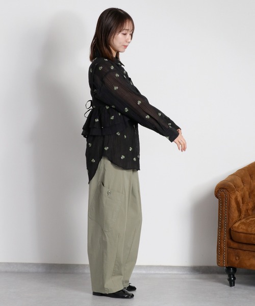 cepo(セポ)の「〈セットアイテム〉ビスチェアンサンブルシャツ(アンサンブル・レディース・ブラック系その他/ホワイト系その他・M)」の8枚目の写真