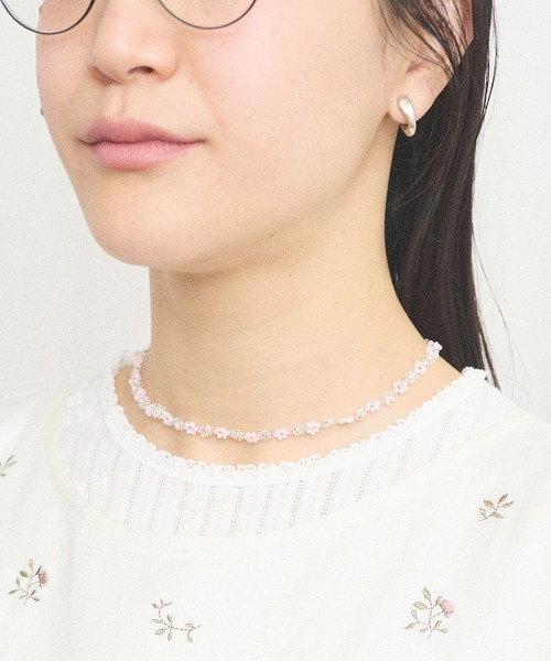 fig London(フィグロンドン)の「tiny garden necklace(ネックレス・レディース・ブラック/ピンク・FREE)」の2枚目の写真