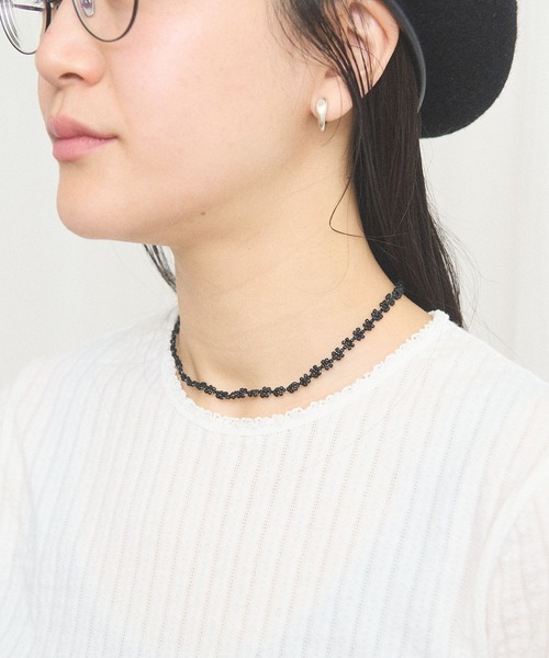 fig London(フィグロンドン)の「tiny garden necklace(ネックレス・レディース・ブラック/ピンク・FREE)」の1枚目の写真