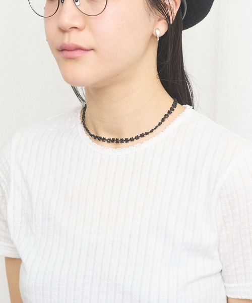 fig London(フィグロンドン)の「tiny garden necklace(ネックレス・レディース・ブラック/ピンク・FREE)」の5枚目の写真