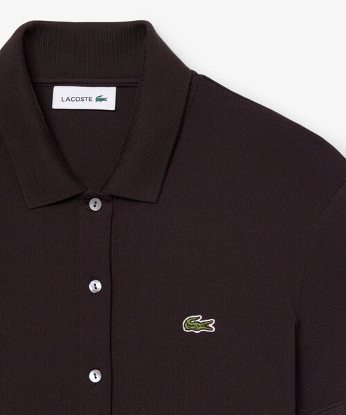 LACOSTE(ラコステ)の「ストレッチ鹿の子地プリーツポロドレス(ワンピース・レディース・オフホワイト/ブラウン・38/40/34/36)」の7枚目の写真