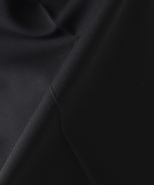 EDIFICE(エディフィス)の「MARKAWARE(マーカウェア) FLAT TAPERED EASY TROUSERS(スラックス・メンズ・ブラック・3/2)」の6枚目の写真