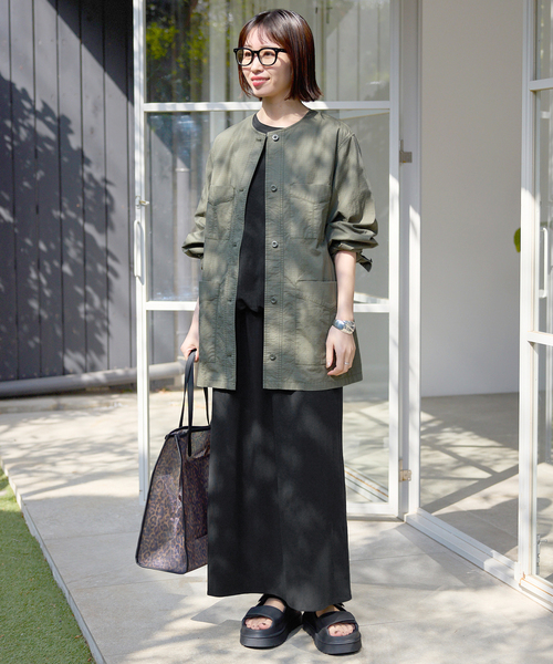 SLOBE IENA（スローブイエナ）の「《2枚セット/》ニュアンスカットソー×ナロースカートセットアップ（Tシャツ/カットソー・レディース・ブラック/ブラウン・36/38）」の13枚目の写真