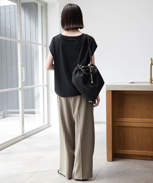 SLOBE IENA（スローブイエナ）の「《2枚セット/》ニュアンスカットソー×ナロースカートセットアップ（Tシャツ/カットソー・レディース・ブラック/ブラウン・36/38）」の17枚目の写真