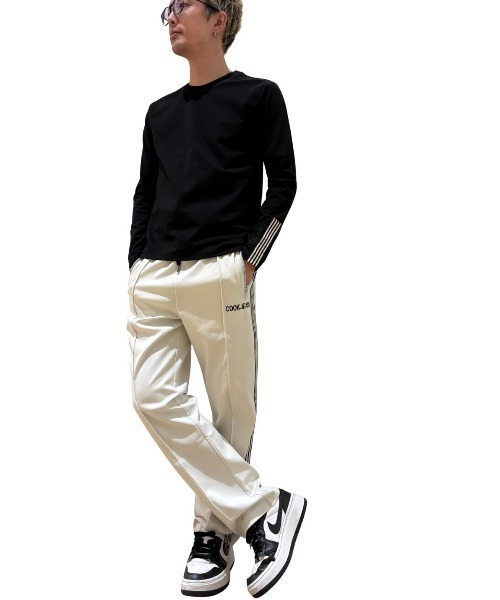 COOK JEANS(クックジーンズ)の「袖口テープロングTシャツ(Tシャツ/カットソー・メンズ・バーガンディー/ブラック/ホワイト・LARGE/X-LARGE/MEDIUM)」の11枚目の写真