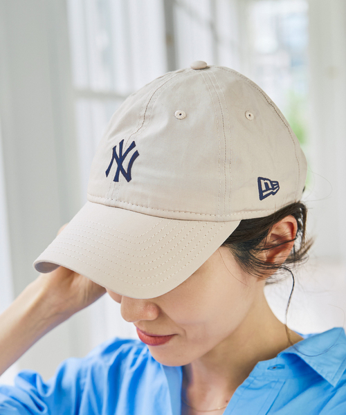 Spick & Span(スピックアンドスパン)の「NEW ERA / ニューエラ MLB Typewriter(キャップ・レディース・グレー/ベージュ・FREE)」の2枚目の写真